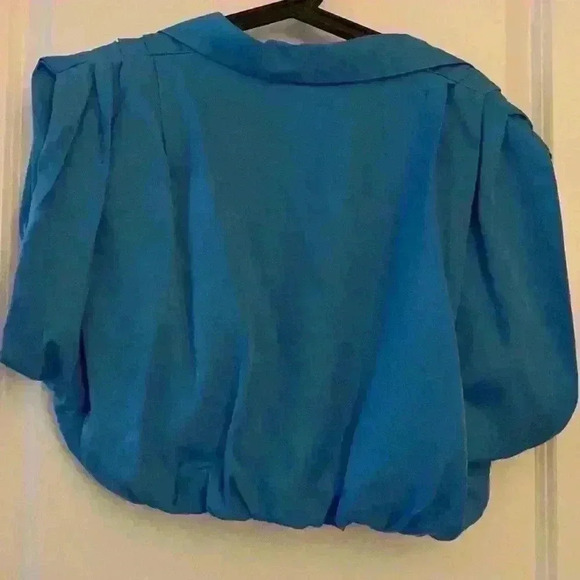 Blue puffy crop top - Picture 6 of 6